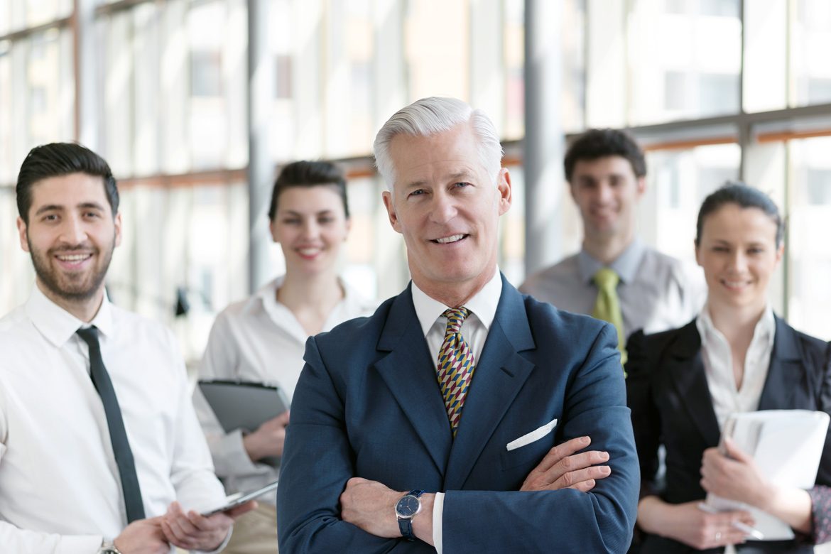 Senior interim management expert